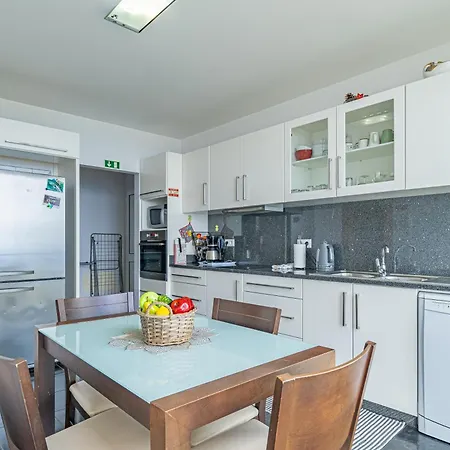 Farious Arco da Calheta (Madeira)