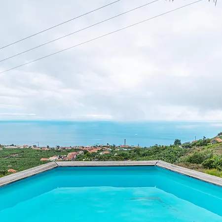 Farious Arco da Calheta (Madeira)